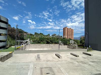 Apartamento de 3 alcobas en venta en Sendero Verde, Itagüí, 56 m² · foto 16 de 20