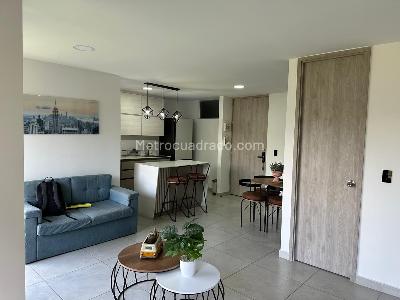 Apartamento de 2 alcobas en venta en Las Lomitas, Sabaneta, 69 m² · foto 5 de 13
