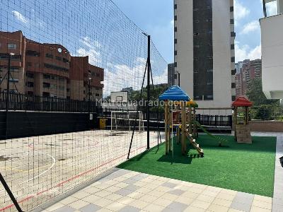 Apartamento de 2 alcobas en venta en Las Lomitas, Sabaneta, 69 m² · foto 12 de 13