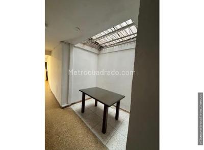 Casa de 4 alcobas en venta en Alfonso Lopez, Medellín, 128 m² · foto 4 de 15