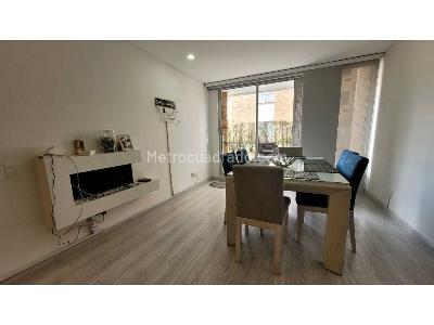 Apartamento en venta en Pinares De Chia, Chía · foto 4 de 16