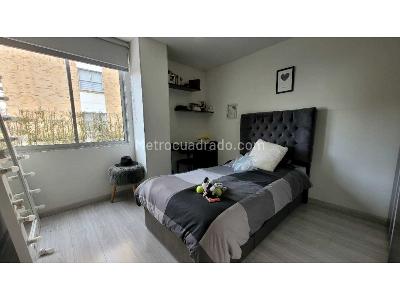 Apartamento en venta en Pinares De Chia, Chía · foto 9 de 16