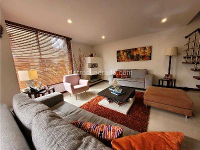 Casa de 3 alcobas en venta en Pinares De Chia, Chía, 174 m² · foto 2 de 20