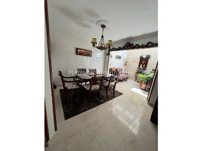 Casa de 4 alcobas en venta en Cañaveral, Floridablanca, 135 m² · foto 3 de 14