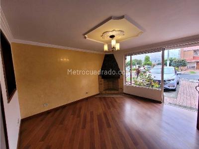 Casa en venta en Bojaca, Chía · foto 2 de 17
