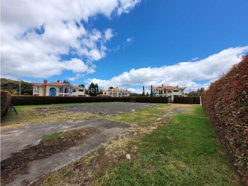 Lote en Venta, Chuntame, Cajicá - Más