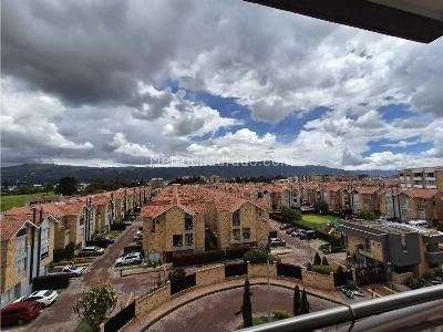 Apartamento en venta en Pinares De Chia, Chía · foto 2 de 17