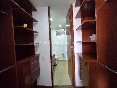 Apartamento en venta en Pinares De Chia, Chía · foto 8 de 17