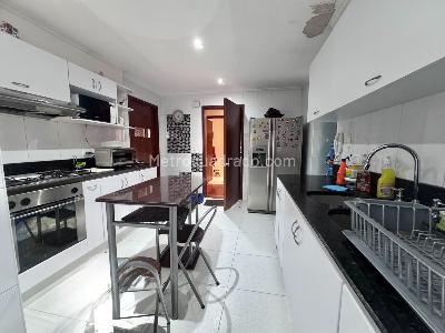 Apartamento de 3 alcobas en venta en Chico Navarra, Bogotá, 236 m² · foto 8 de 20