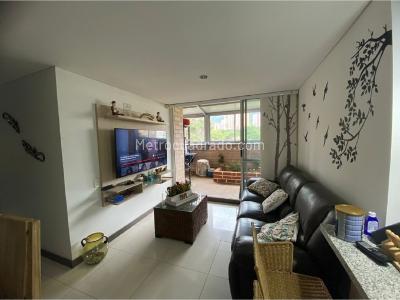 Apartamento de 3 alcobas en venta en Aves Marias, Sabaneta, 105 m² · foto 4 de 12