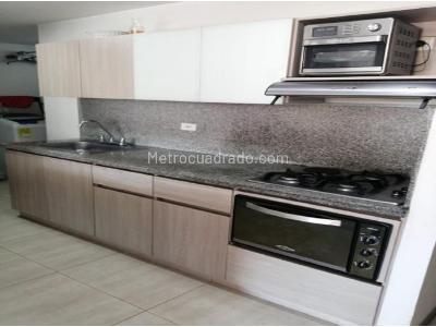 Apartamento de 3 alcobas en venta en Aves Marias, Sabaneta, 79 m² · foto 2 de 14