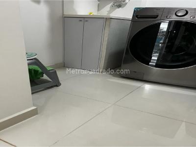 Apartamento de 2 alcobas en venta en Suramerica, Itagüí, 88 m² · foto 10 de 16