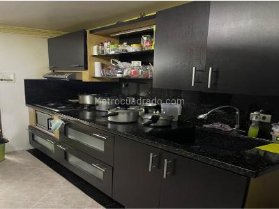 Casa de 5 alcobas en venta en La Florida, Bello, 110 m² · foto 2 de 11