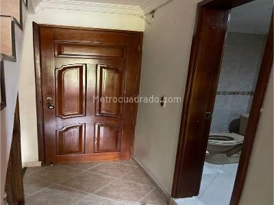 Casa de 5 alcobas en venta en La Florida, Bello, 110 m² · foto 11 de 11