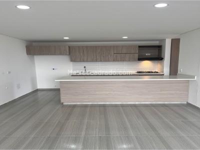 Apartamento en venta en Viviendas Del Sur, Itagüí · foto 2 de 5