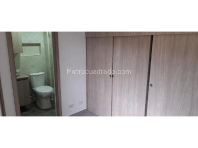 Apartamento de 3 alcobas en venta en Maria Auxiliadora, Sabaneta, 55 m² · foto 2 de 9
