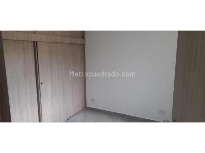 Apartamento de 3 alcobas en venta en Maria Auxiliadora, Sabaneta, 55 m² · foto 5 de 9