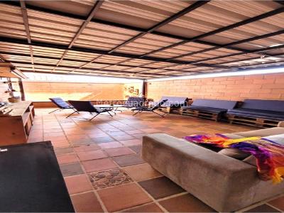 Apartamento de 2 alcobas en venta en Niquia, Bello, 114 m² · foto 2 de 16