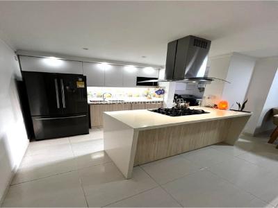 Apartamento de 2 alcobas en venta en Niquia, Bello, 114 m² · foto 6 de 16