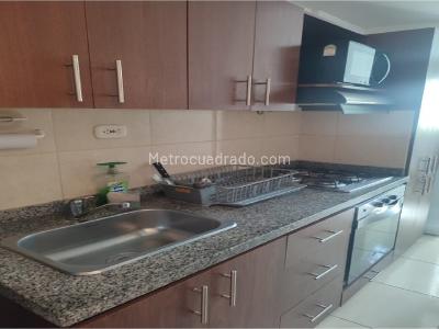 Apartamento de 3 alcobas en venta en Suramerica, Itagüí, 81 m² · foto 2 de 16