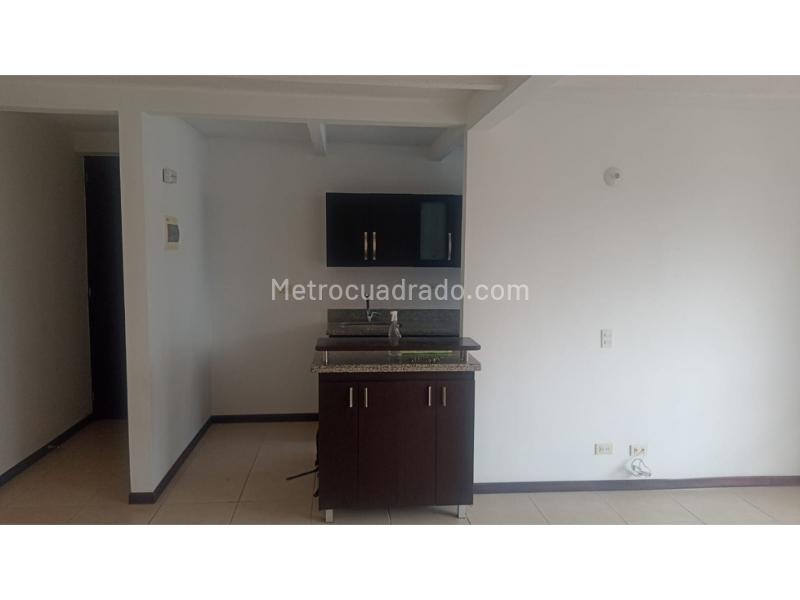 Apartamento Cómodo de 3 Alcobas en Calasanz Parte Alta - 2