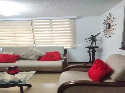Casa de 5 alcobas en venta en El Dorado, Envigado, 250 m² · foto 8 de 20