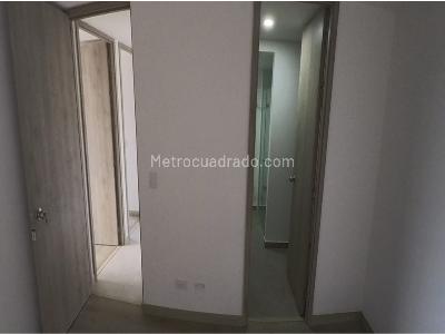 Apartamento de 3 alcobas en venta en Las Lomitas, Sabaneta, 76 m² · foto 13 de 16