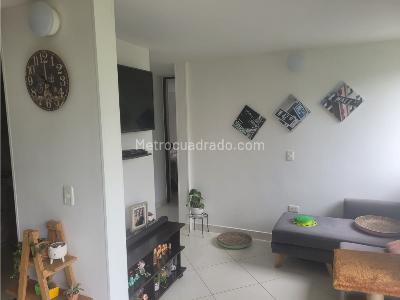 Apartamento en venta en El Salado, Envigado · foto 8 de 19
