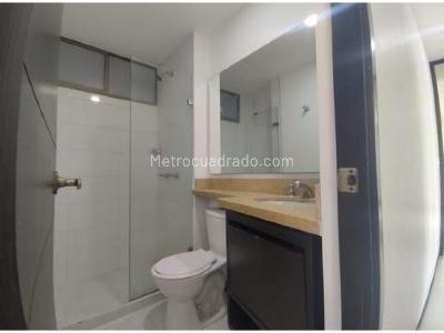 Apartamento de 2 alcobas en venta en San Jose, Sabaneta, 87 m² · foto 10 de 13