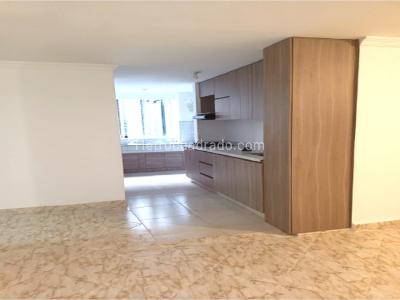 Apartamento de 3 alcobas en venta en Bello, Bello, 75 m² · foto 2 de 10