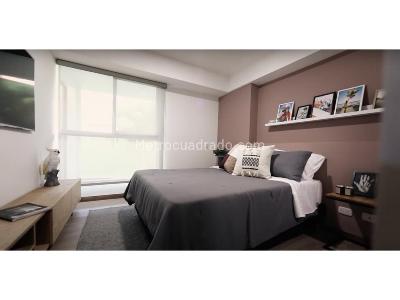 Apartamento de 3 alcobas en venta en Tres Esquinas, Sabaneta, 78 m² · foto 2 de 6