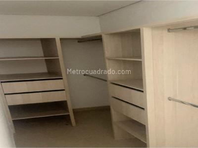 Apartamento de 2 alcobas en venta en Andalucia, Bello, 82 m² · foto 5 de 14