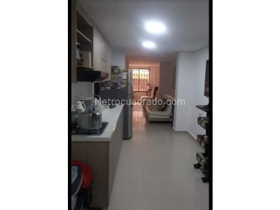 Apartamento de 4 alcobas en venta en Cabañas, Bello, 118 m² · foto 2 de 8