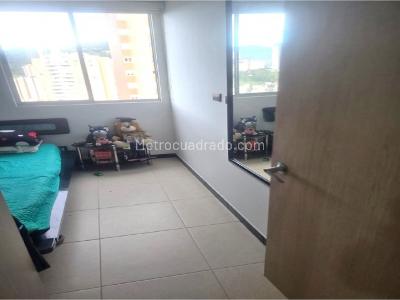 Apartamento de 3 alcobas en venta en San Jose, Sabaneta, 80 m² · foto 9 de 16