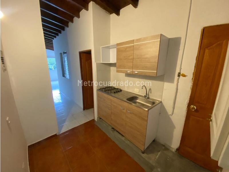 3BR Apartment in Santa Lucia - 2