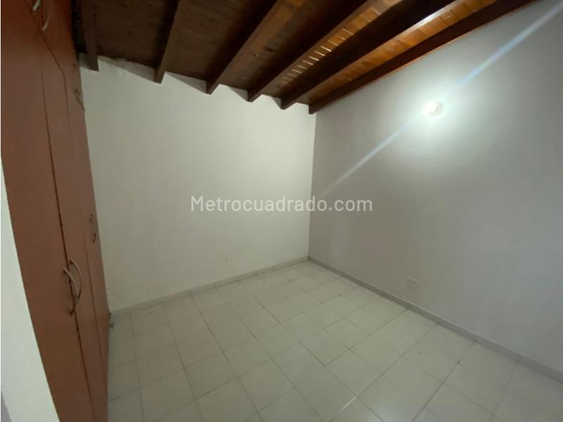 3BR Apartment in Santa Lucia - 4
