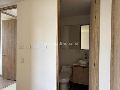 Apartamento en venta en Ditaires, Itagüí · foto 4 de 13