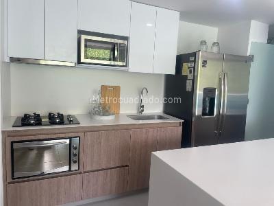 Apartamento de 2 alcobas en venta en Pan De Azucar, Sabaneta, 65 m² · foto 2 de 7