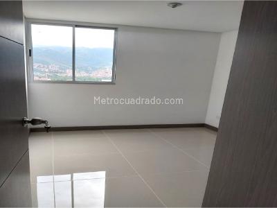 Apartamento de 3 alcobas en venta en Niquia, Bello, 61 m² · foto 7 de 12