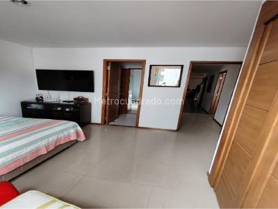 Apartamento de 3 alcobas en venta en Aves Marias, Sabaneta, 121 m² · foto 9 de 20