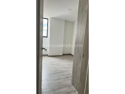 Apartamento de 2 alcobas en venta en Cabañas, Bello, 61 m² · foto 12 de 17