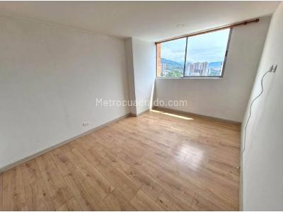 Apartamento de 3 alcobas en venta en Niquia, Bello, 80 m² · foto 3 de 8