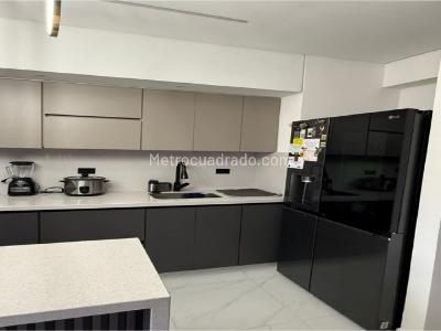 Apartamento de 3 alcobas en venta en Santa Ana, Bello, 94 m² · foto 3 de 18