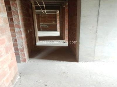 Apartamento de 3 alcobas en venta en La Gabriela, Bello, 67 m² · foto 8 de 9