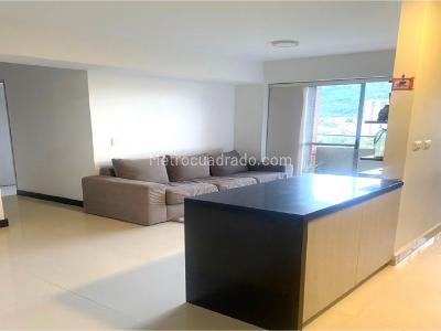 Apartamento de 3 alcobas en venta en Niquia, Bello, 60 m² · foto 2 de 18