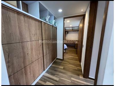 Apartamento de 2 alcobas en venta en San Jose, Sabaneta, 69 m² · foto 7 de 15