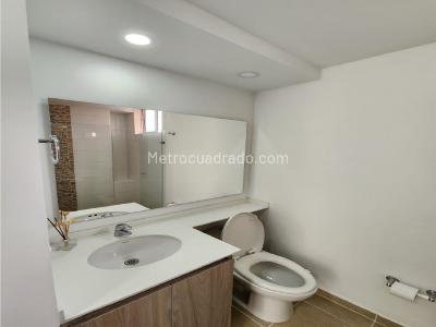 Apartamento de 3 alcobas en venta en El Chingui, Envigado, 94 m² · foto 10 de 16
