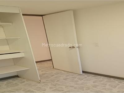 Apartamento de 3 alcobas en venta en Madera, Bello, 62 m² · foto 11 de 11
