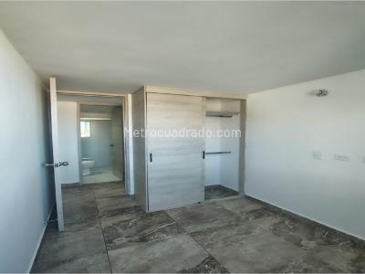 Apartamento de 3 alcobas en venta en Valadares, Bello, 55 m² · foto 7 de 15
