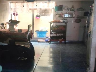 Casa de 4 alcobas en venta en La Florida, Bello, 65 m² · foto 5 de 9